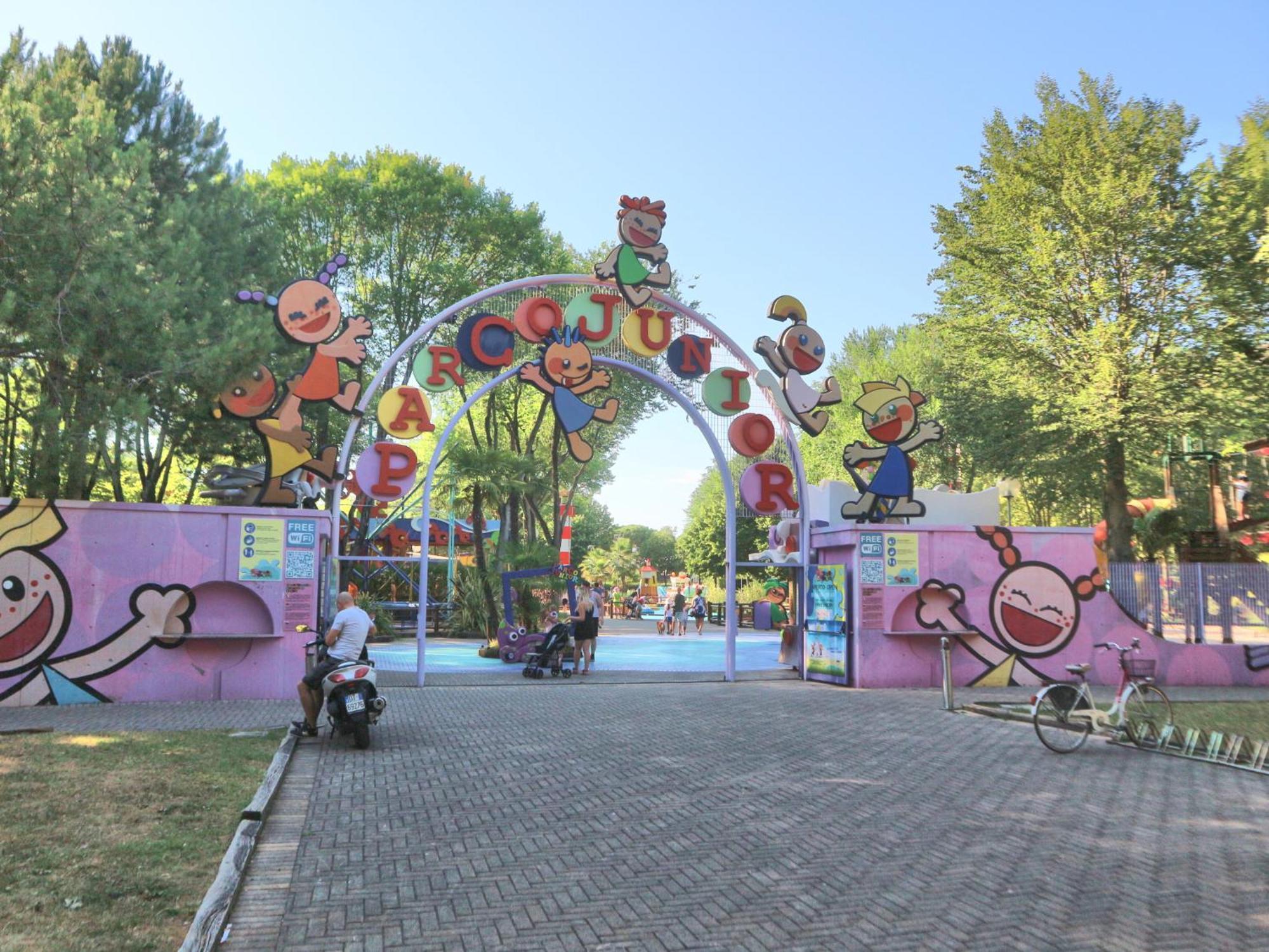 Patrizia Appartement Lignano Sabbiadoro Buitenkant foto