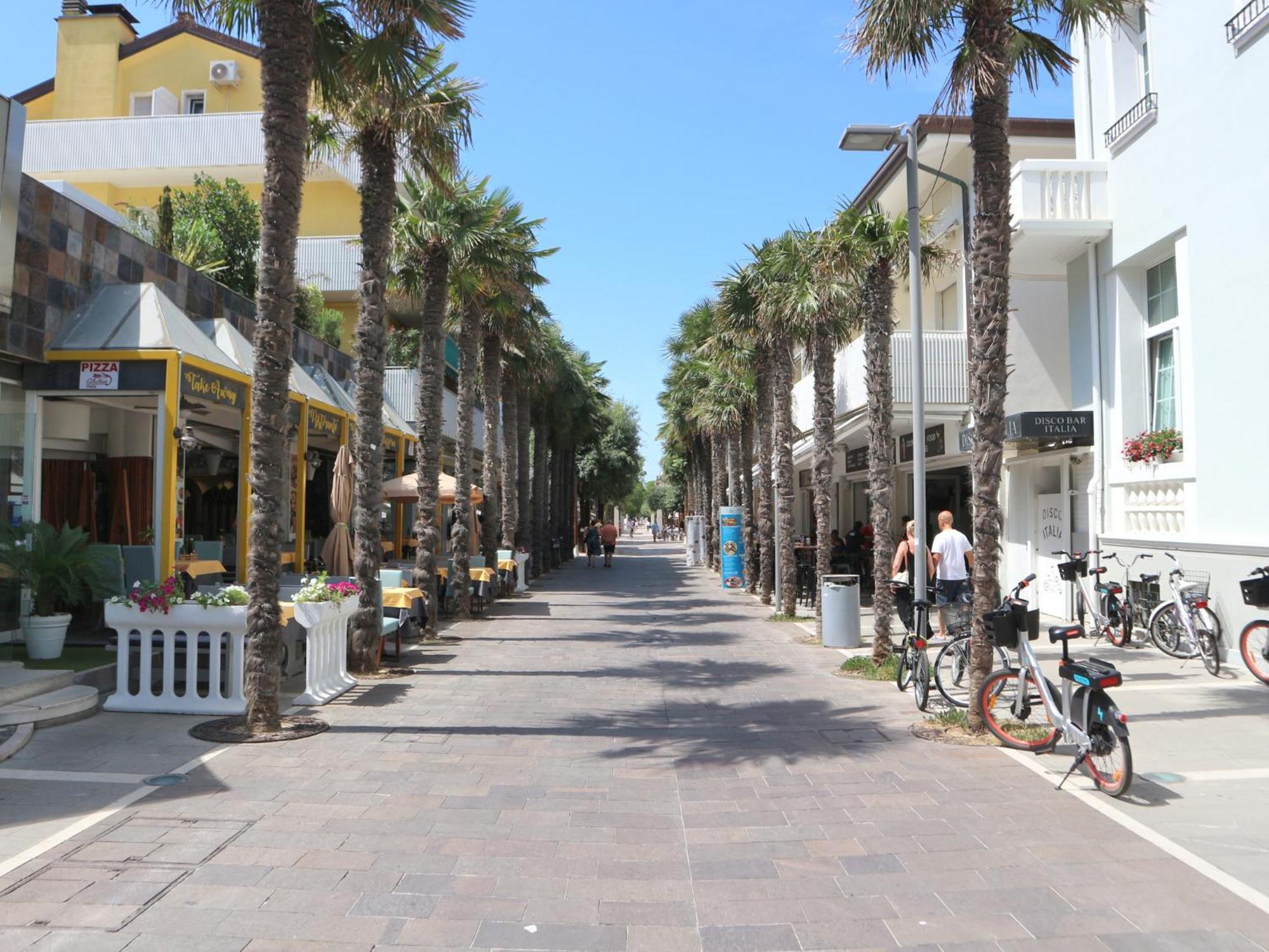 Patrizia Appartement Lignano Sabbiadoro Buitenkant foto