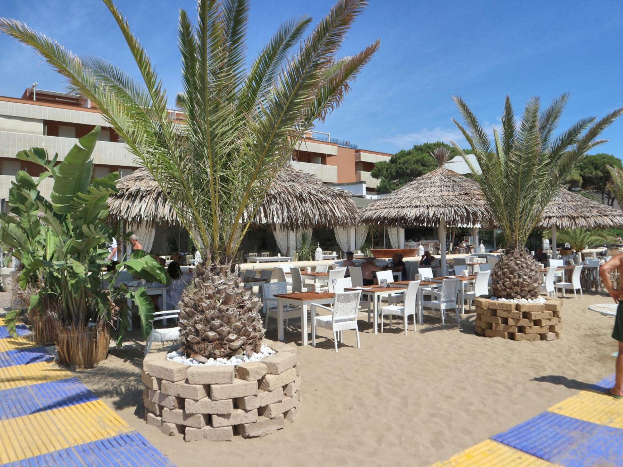 Patrizia Appartement Lignano Sabbiadoro Buitenkant foto