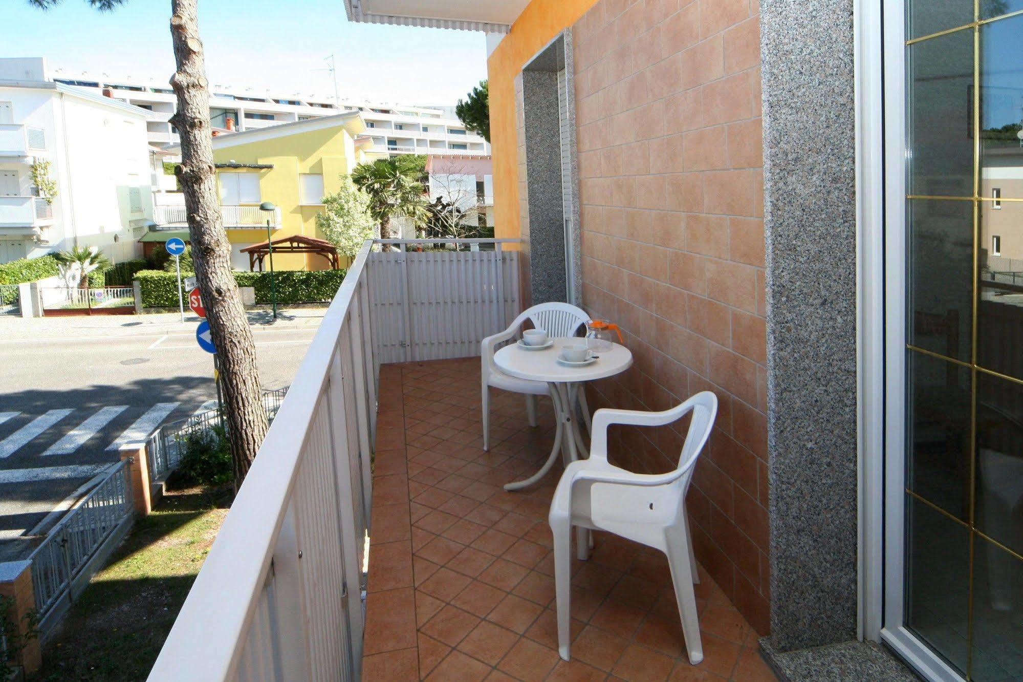 Patrizia Appartement Lignano Sabbiadoro Buitenkant foto
