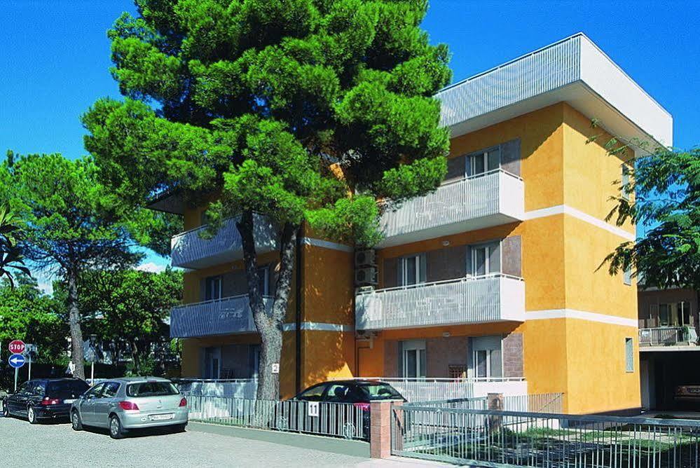 Patrizia Appartement Lignano Sabbiadoro Buitenkant foto